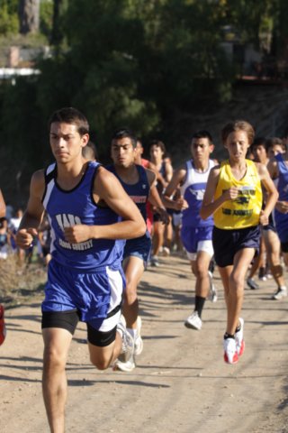 na10_crosscountry_action_250.jpg