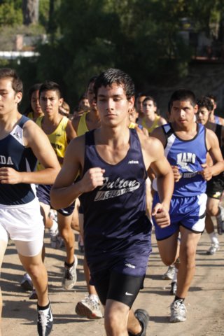 na10_crosscountry_action_256.jpg