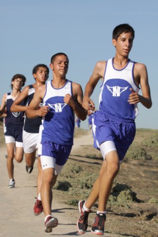 na10_crosscountry_action_318.jpg
