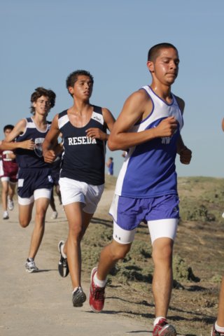 na10_crosscountry_action_320.jpg