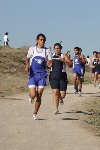 na10_crosscountry_action_330.jpg
