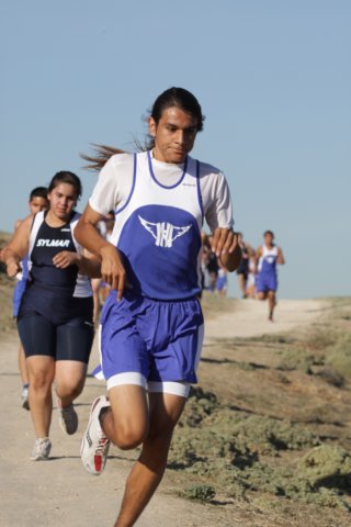 na10_crosscountry_action_335.jpg