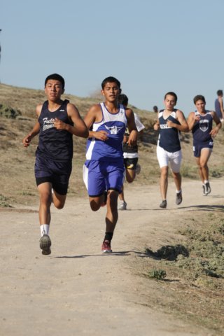 na10_crosscountry_action_483.jpg