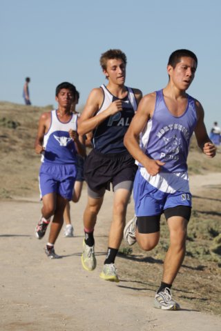 na10_crosscountry_action_505.jpg