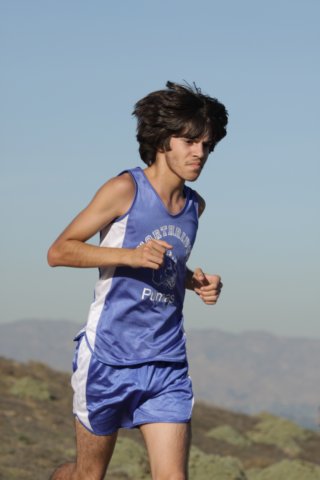 na10_crosscountry_action_555.jpg