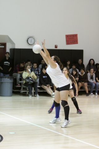 na10_girlsjvvolleyball_action_062.jpg