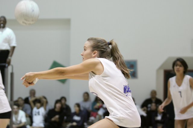 na10_girlsjvvolleyball_action_082.jpg