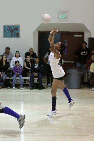 na10_girlsjvvolleyball_action_093.jpg