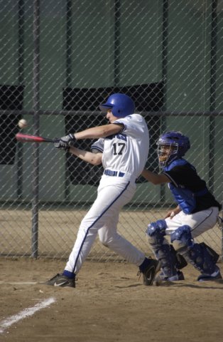 na09_baseball_137.jpg