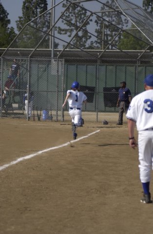 na09_baseball_162.jpg