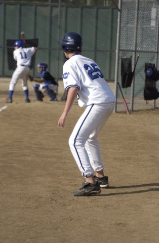 na09_baseball_244.jpg