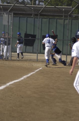 na09_baseball_246.jpg
