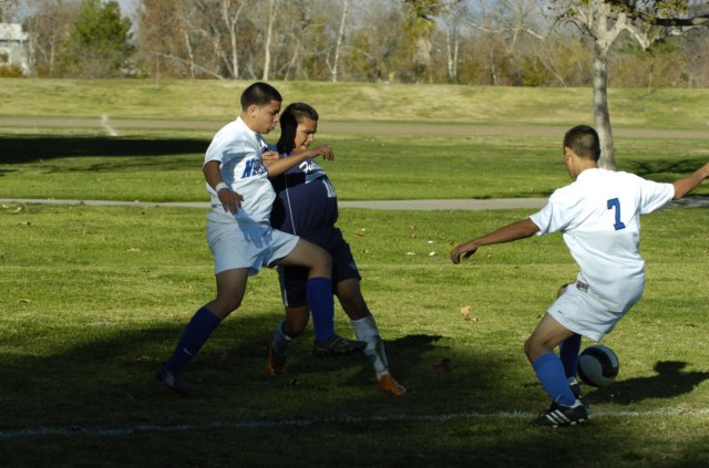 na_boysvarsitysoccer_09_008.jpg