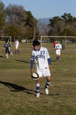na_boysvarsitysoccer_09_044.jpg