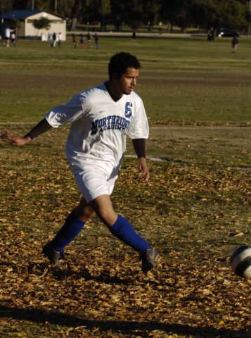 na_boysvarsitysoccer_09_076.jpg