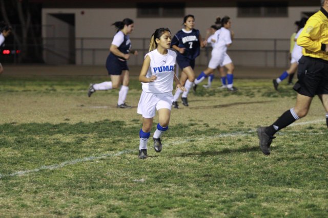 nahs_g_var_soccer332.jpg
