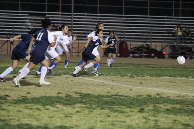 nahs_g_var_soccer336.jpg