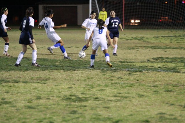nahs_g_var_soccer354.jpg
