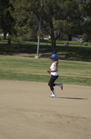 northridge_academy_softball_854_action.jpg