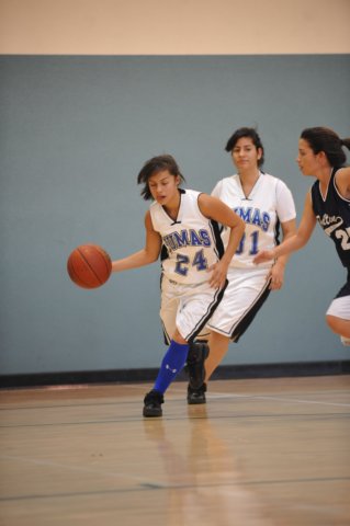 na09_jv_girls_basketball_022.jpg