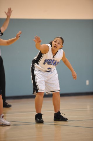na09_jv_girls_basketball_036.jpg