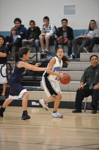 na09_jv_girls_basketball_062.jpg