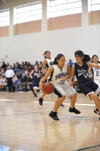 na09_jv_girls_basketball_080.jpg