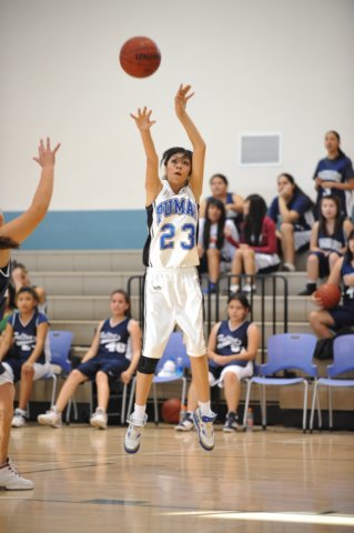na09_jv_girls_basketball_101.jpg