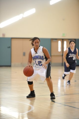 na09_jv_girls_basketball_125.jpg