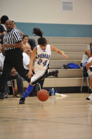 na09_jv_girls_basketball_128.jpg