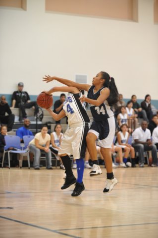 na09_jv_girls_basketball_131.jpg