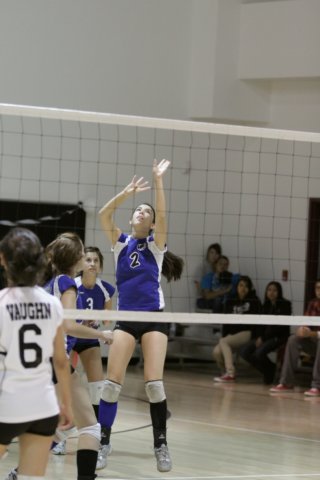 na10_girlsvarsityvolleyball_action_021.jpg